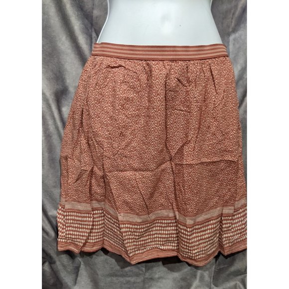 Old Navy Dresses & Skirts - Old Navy Victorian Pink Skirt Size XS